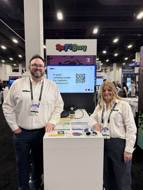ReFiBuy team at Shoptalk
